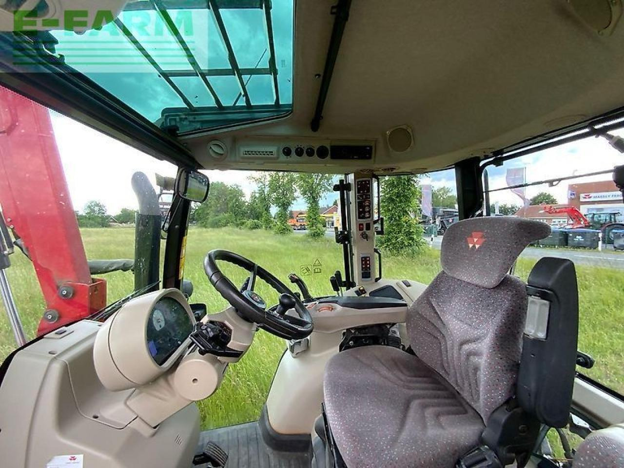 Massey Ferguson mf 5613 dyna6 efficient Efficient - Traktor: obrázek 4 Massey Ferguson mf 5613 dyna6 efficient Efficient - Traktor: obrázek 4