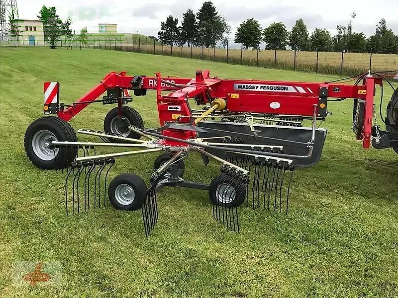 Massey Ferguson mf rk 662 trc / fella juras 671 - Obraceč/ Shrnovač: obrázek 1 Massey Ferguson mf rk 662 trc / fella juras 671 - Obraceč/ Shrnovač: obrázek 1