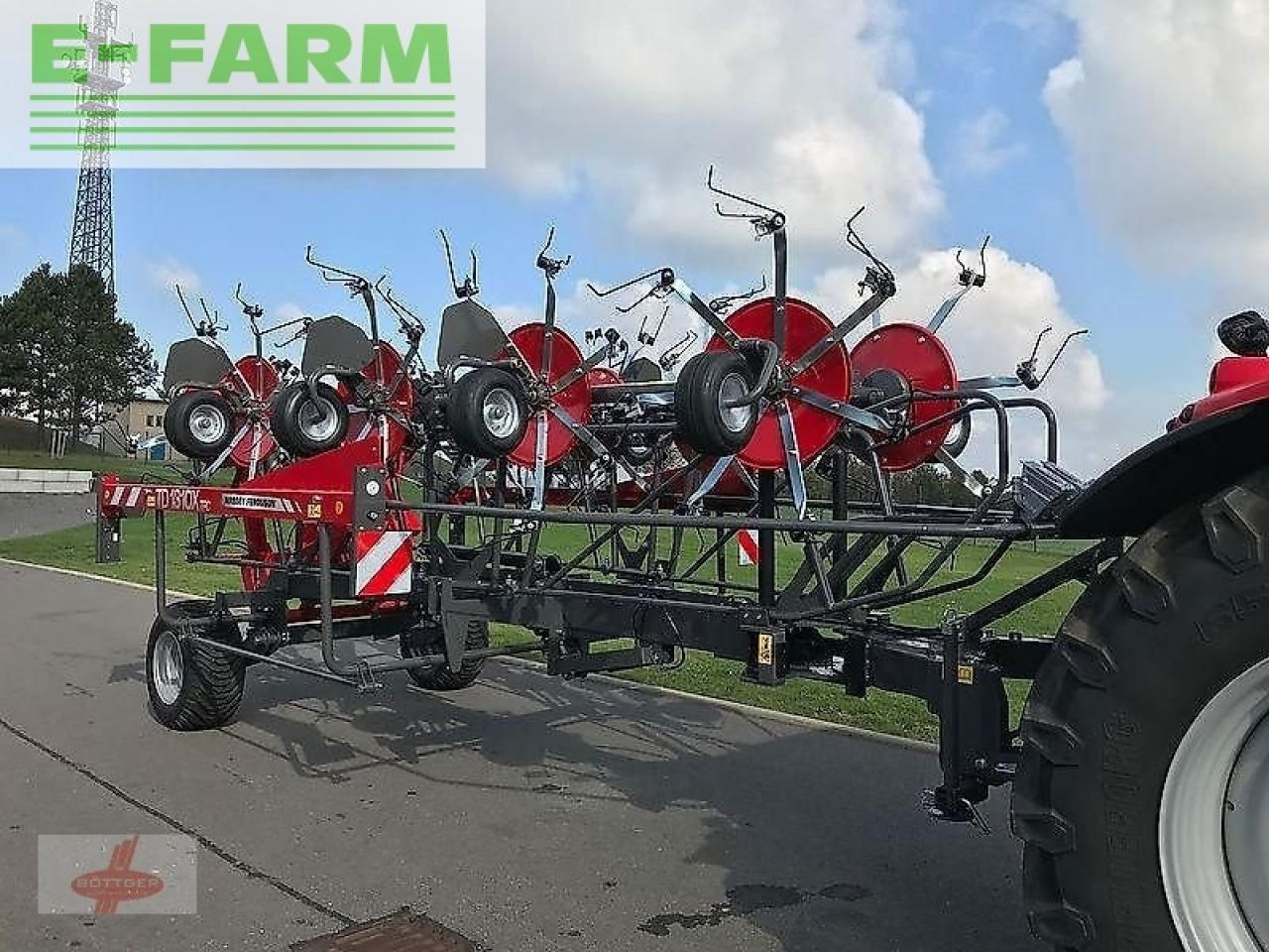 Massey Ferguson mf td 1310 x trc / lotus 1250 profi - Obraceč/ Shrnovač: obrázek 4 Massey Ferguson mf td 1310 x trc / lotus 1250 profi - Obraceč/ Shrnovač: obrázek 4