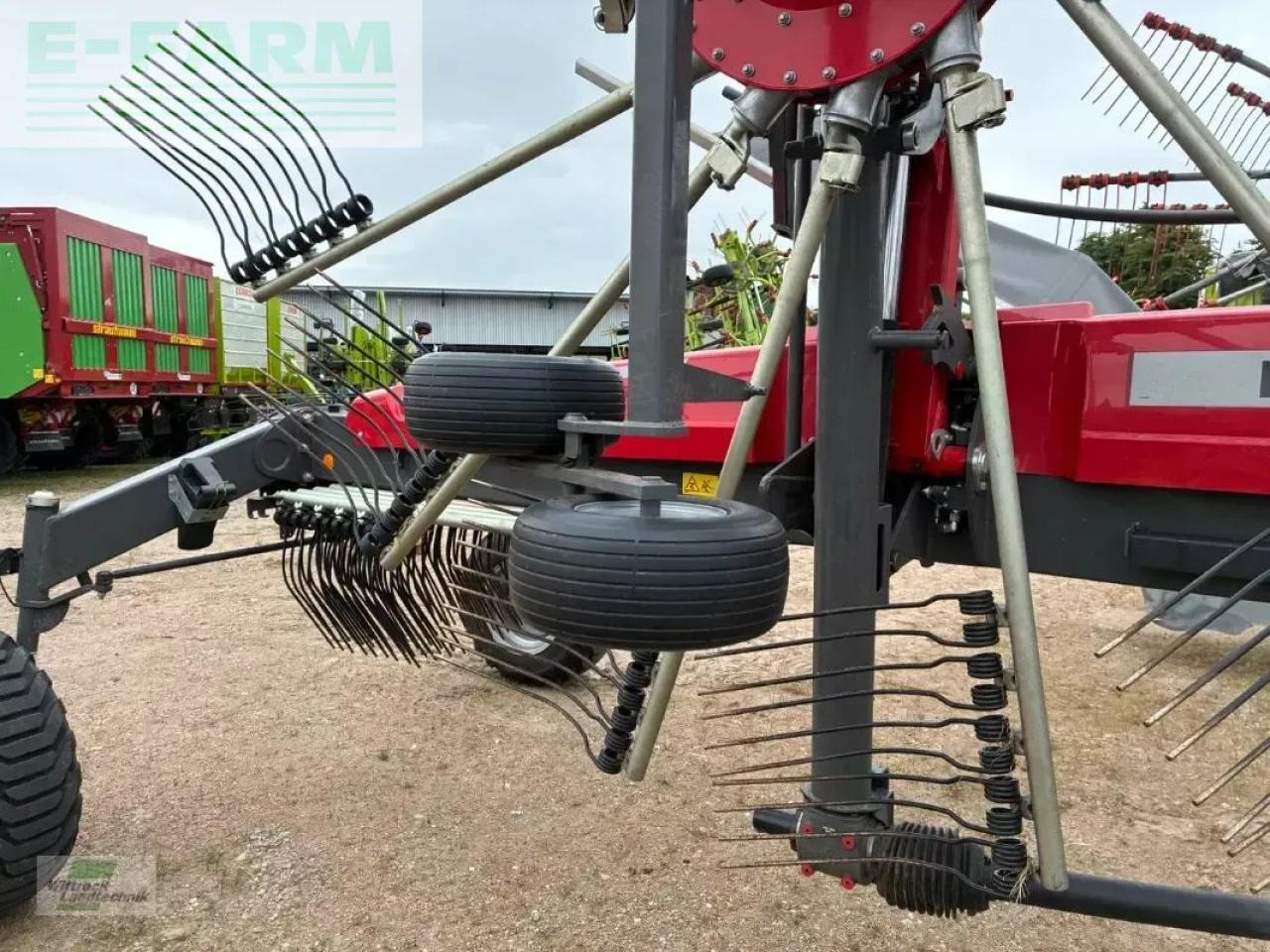 Massey Ferguson rk 842 sd-trc - Obraceč/ Shrnovač: obrázek 4 Massey Ferguson rk 842 sd-trc - Obraceč/ Shrnovač: obrázek 4