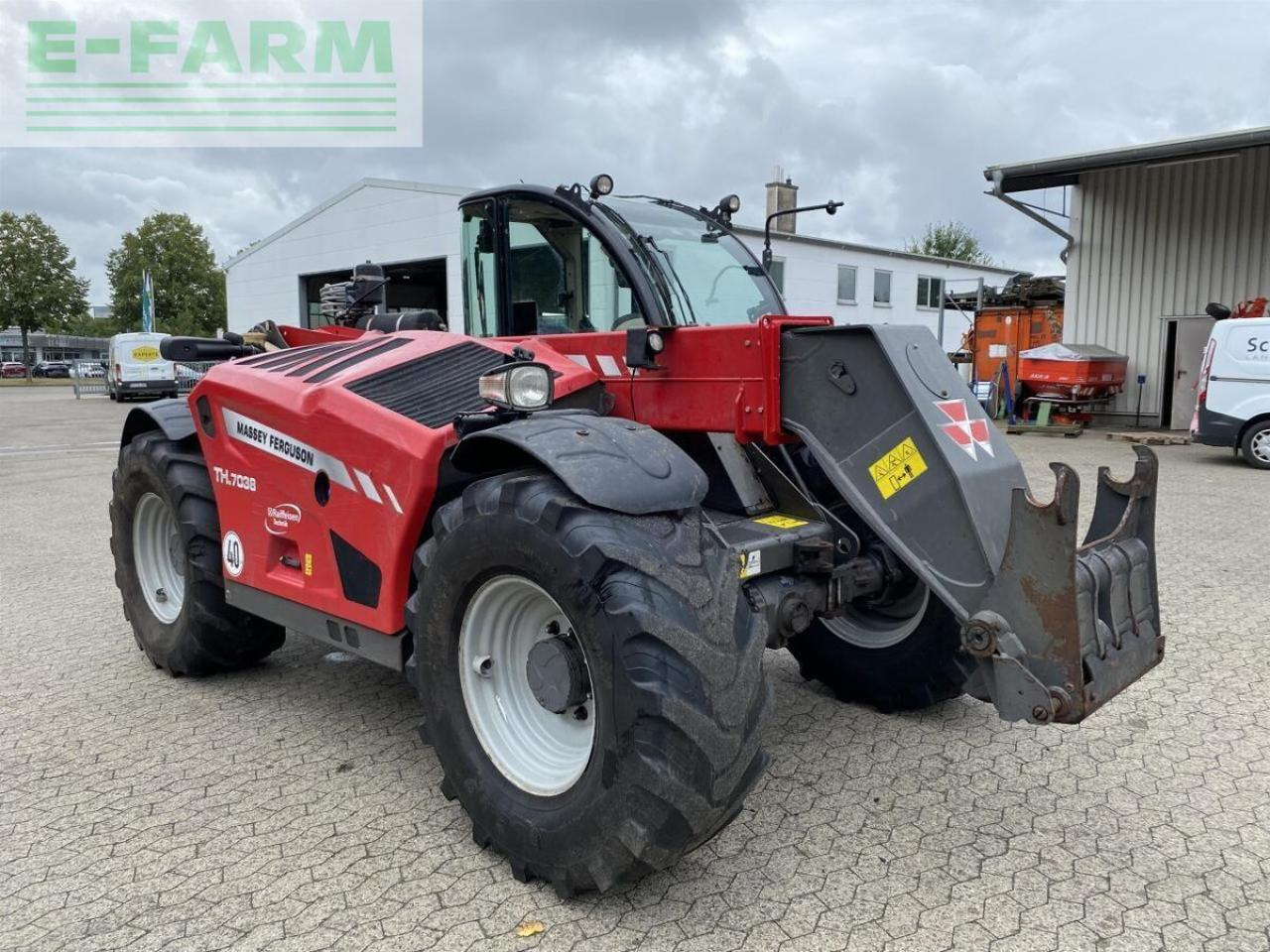 Massey Ferguson th-7038 - Teleskopický manipulátor: obrázek 1 Massey Ferguson th-7038 - Teleskopický manipulátor: obrázek 1