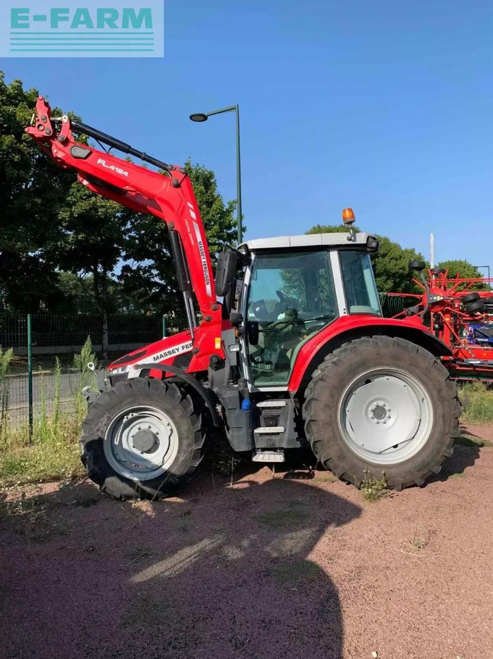 Massey Ferguson tracteur agricole 5s 115 massey ferguson - Traktor: obrázek 3 Massey Ferguson tracteur agricole 5s 115 massey ferguson - Traktor: obrázek 3