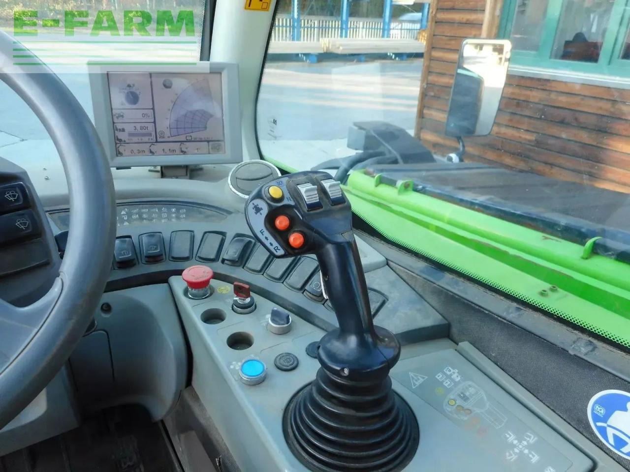 Teleskopický manipulátor Merlo tf38.7-120 40km/h ( 3,8t - 7m ): obrázek 9 Teleskopický manipulátor Merlo tf38.7-120 40km/h ( 3,8t - 7m ): obrázek 9