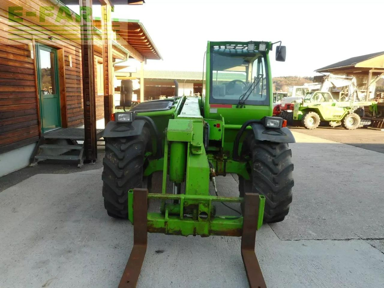 Teleskopický manipulátor Merlo tf38.7-120 40km/h ( 3,8t - 7m ): obrázek 6 Teleskopický manipulátor Merlo tf38.7-120 40km/h ( 3,8t - 7m ): obrázek 6