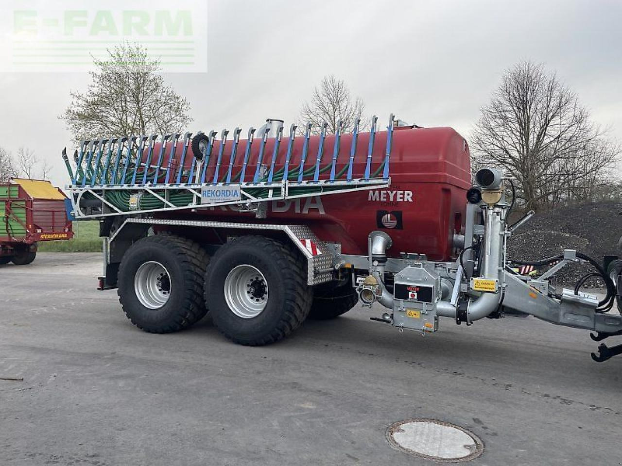 Meyer-Lohne mls rekordia 16000 mit bomech farmer 15 - Stroj pro hnojení: obrázek 3 Meyer-Lohne mls rekordia 16000 mit bomech farmer 15 - Stroj pro hnojení: obrázek 3