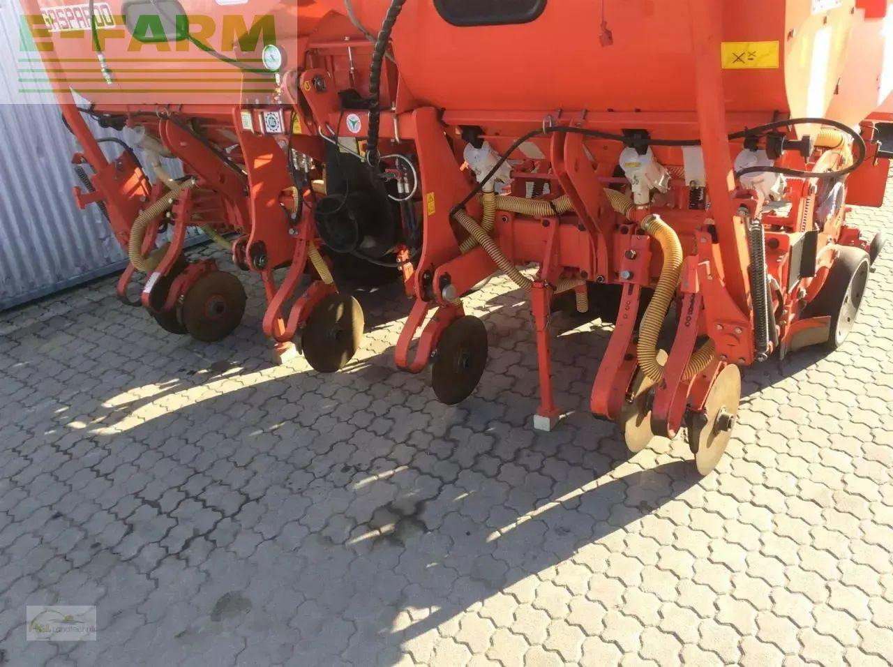 Mustang hter 300 6-reihig - Přesný secí stroj: obrázek 4 Mustang hter 300 6-reihig - Přesný secí stroj: obrázek 4