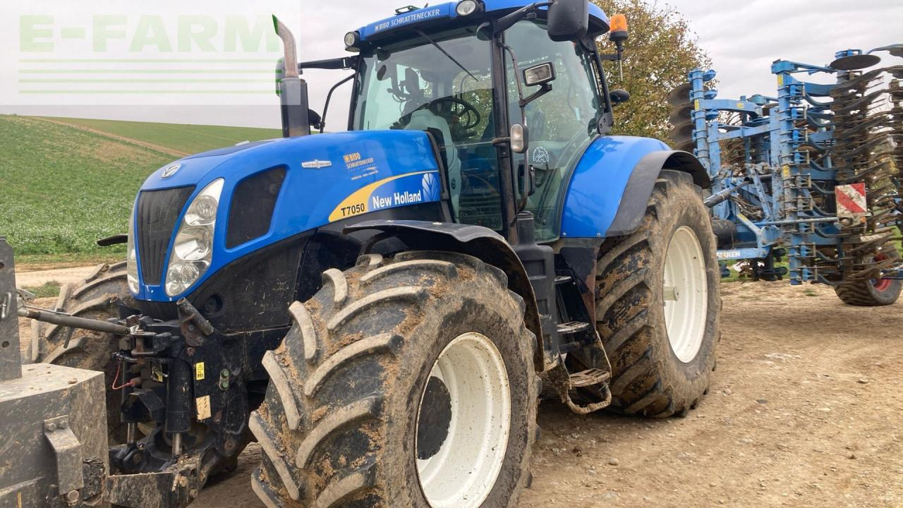 New Holland T7050 - Traktor: obrázek 1 New Holland T7050 - Traktor: obrázek 1