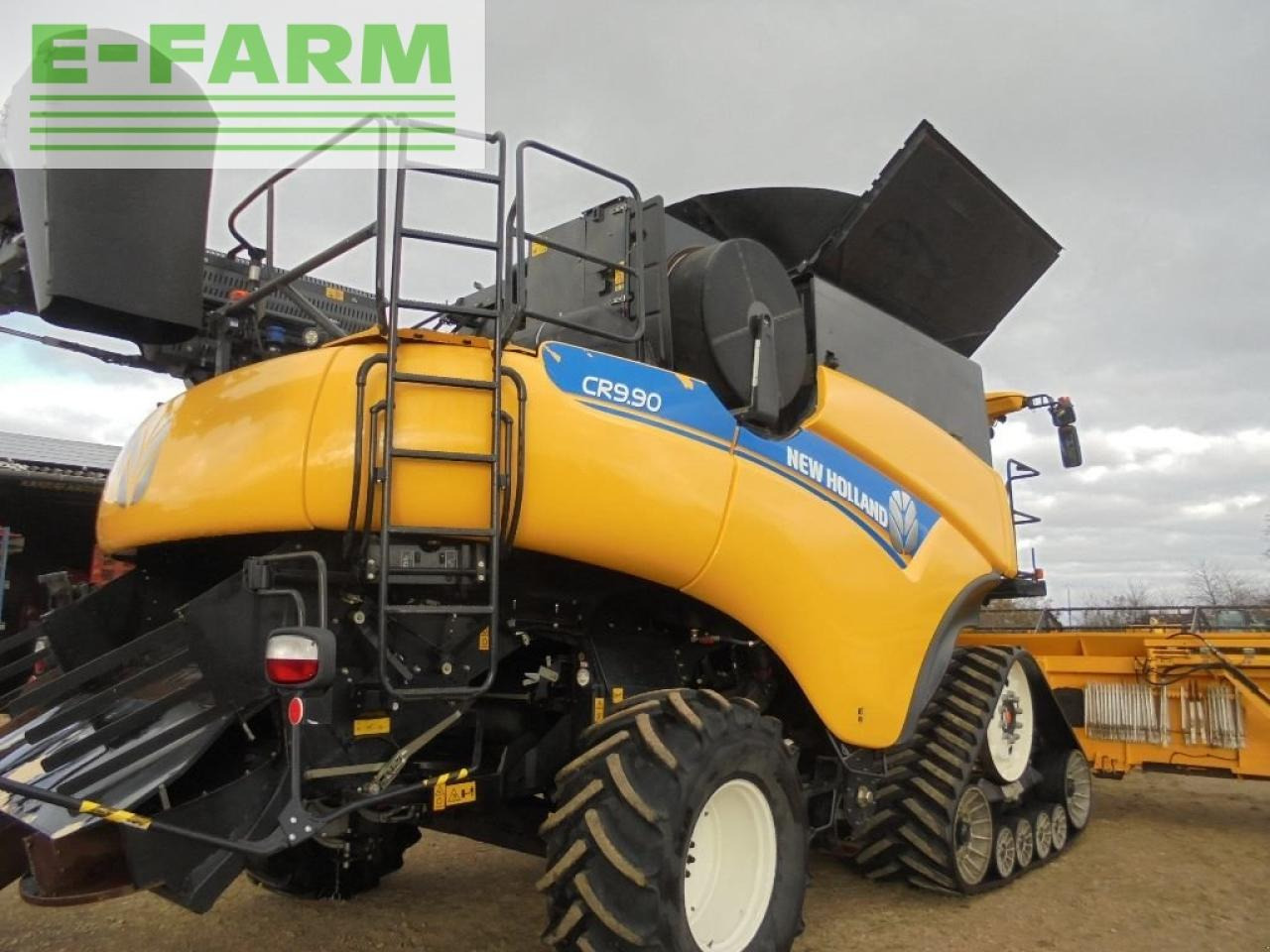 New Holland cr9.90 - Sklízecí mlátička: obrázek 5 New Holland cr9.90 - Sklízecí mlátička: obrázek 5