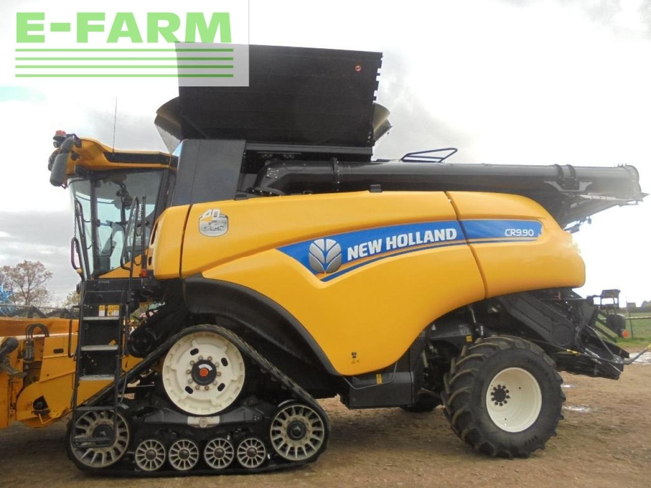 New Holland cr9.90 - Sklízecí mlátička: obrázek 4 New Holland cr9.90 - Sklízecí mlátička: obrázek 4