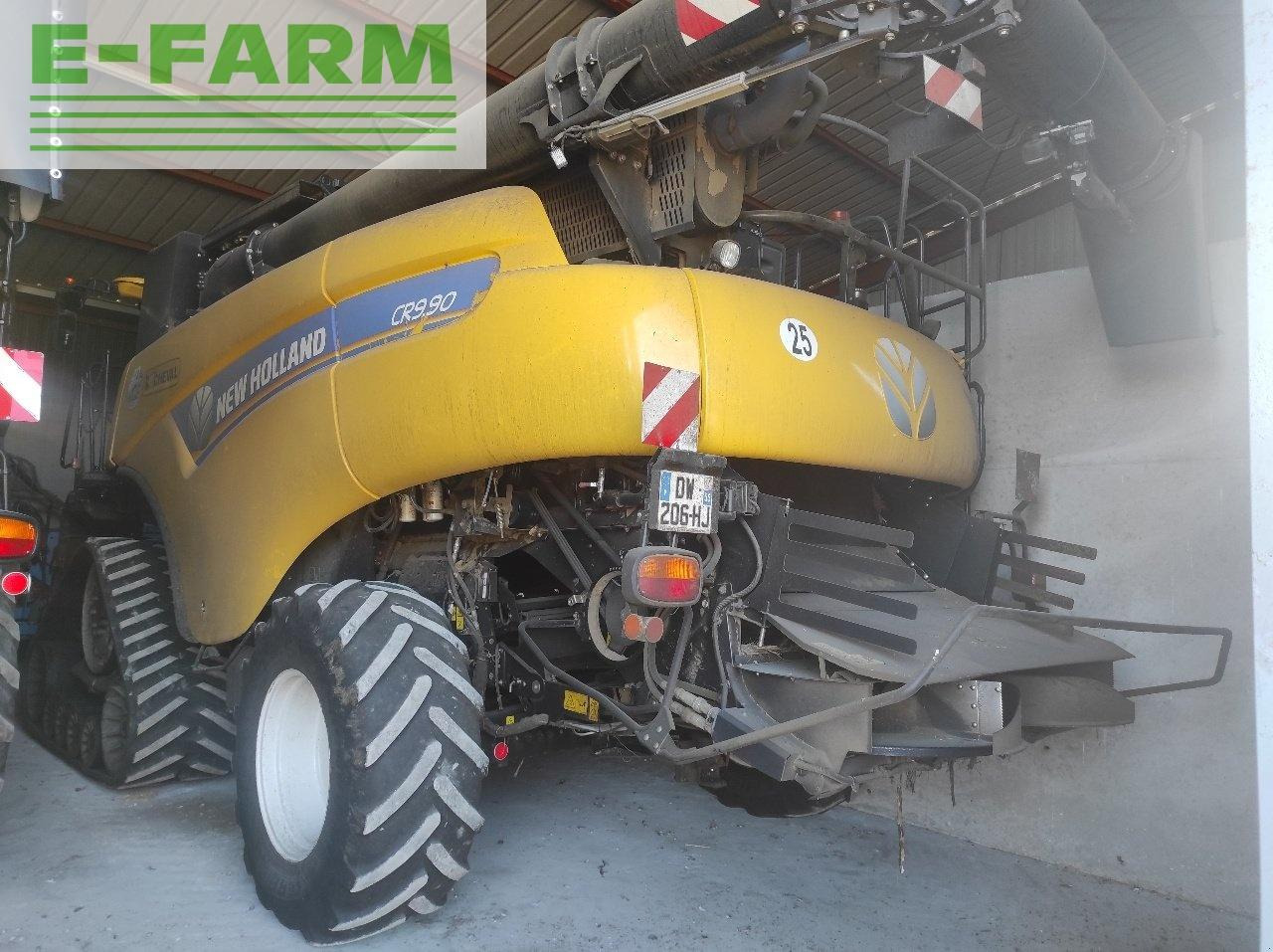 New Holland cr9.90 smart trax - Sklízecí mlátička: obrázek 1 New Holland cr9.90 smart trax - Sklízecí mlátička: obrázek 1