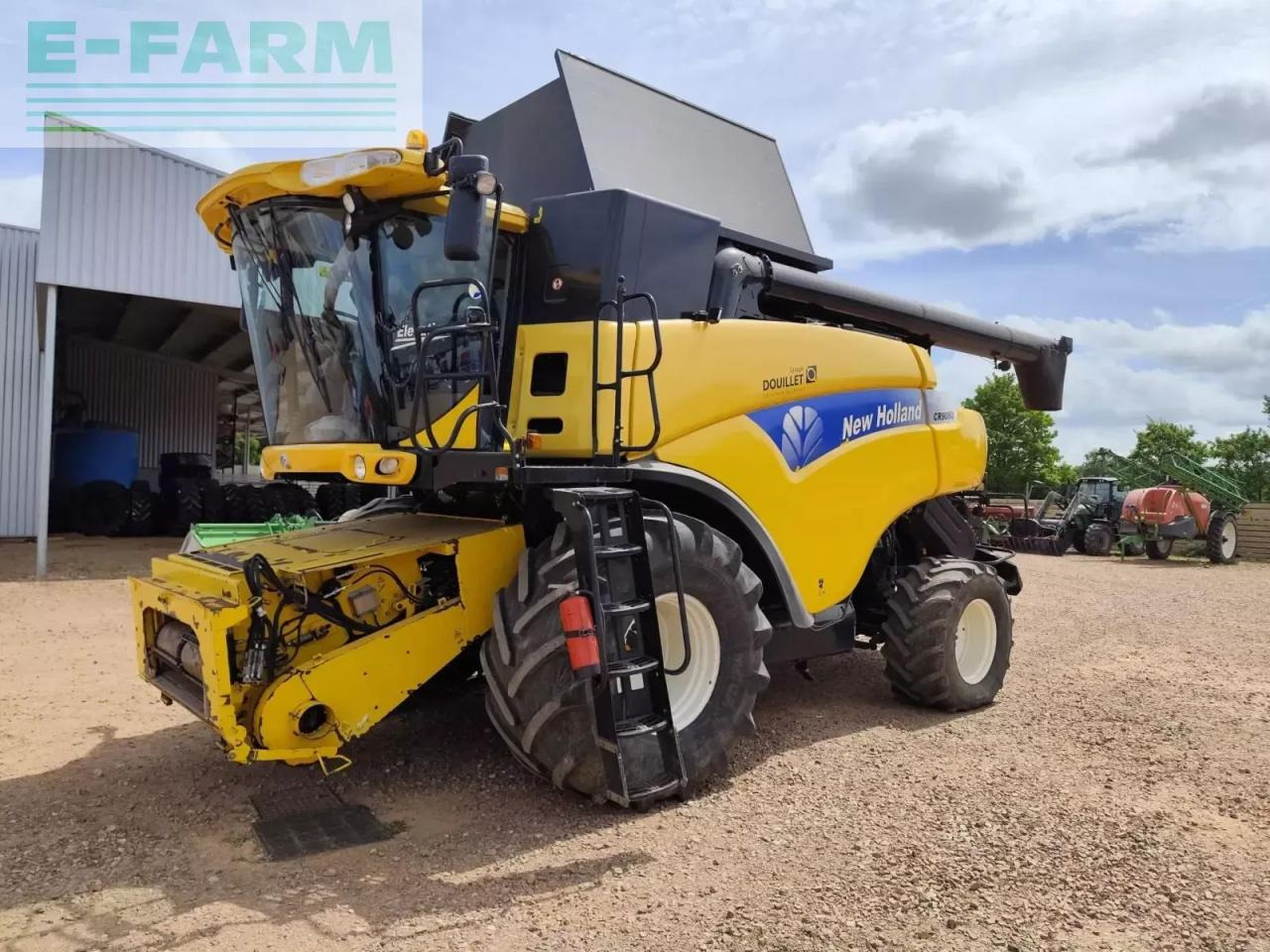 New Holland cr9080 - Sklízecí mlátička: obrázek 1 New Holland cr9080 - Sklízecí mlátička: obrázek 1