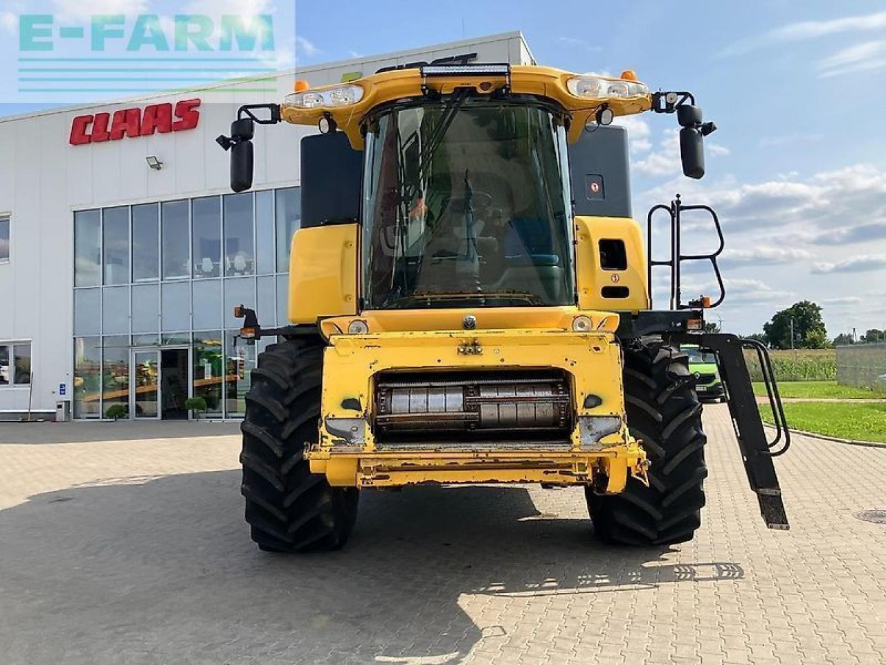 New Holland cr9090 - Sklízecí mlátička: obrázek 2 New Holland cr9090 - Sklízecí mlátička: obrázek 2