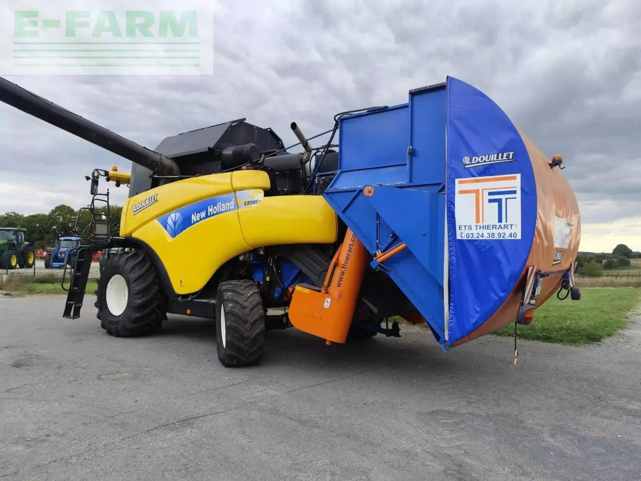 New Holland cr980z - Sklízecí mlátička: obrázek 4 New Holland cr980z - Sklízecí mlátička: obrázek 4