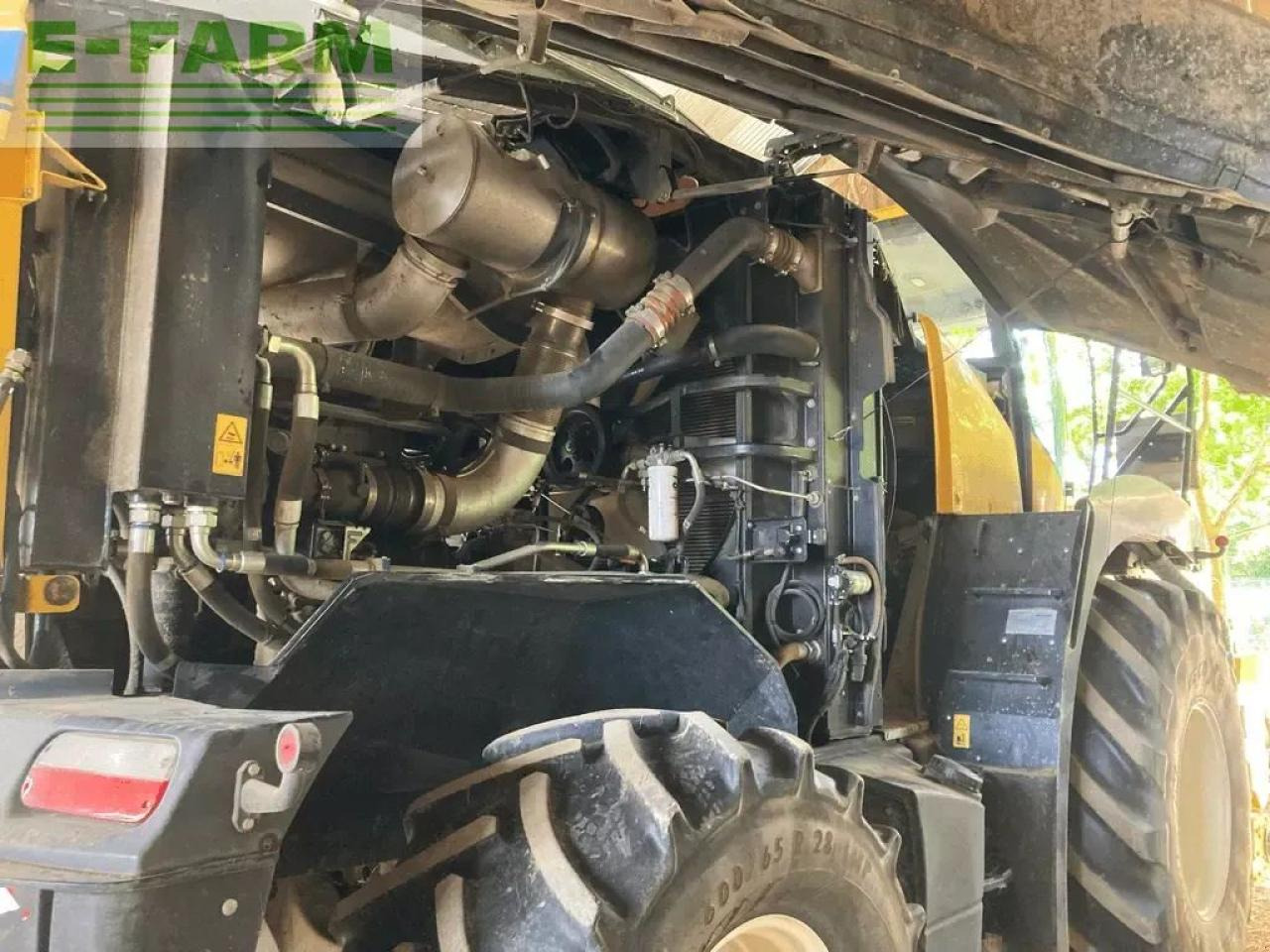 New Holland fr 480 - Sklízecí řezačka: obrázek 4 New Holland fr 480 - Sklízecí řezačka: obrázek 4