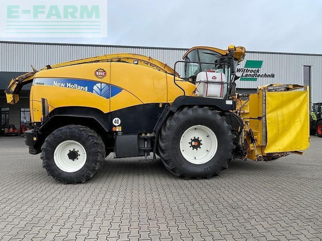 New Holland fr 9050 - Sklízecí řezačka: obrázek 2 New Holland fr 9050 - Sklízecí řezačka: obrázek 2