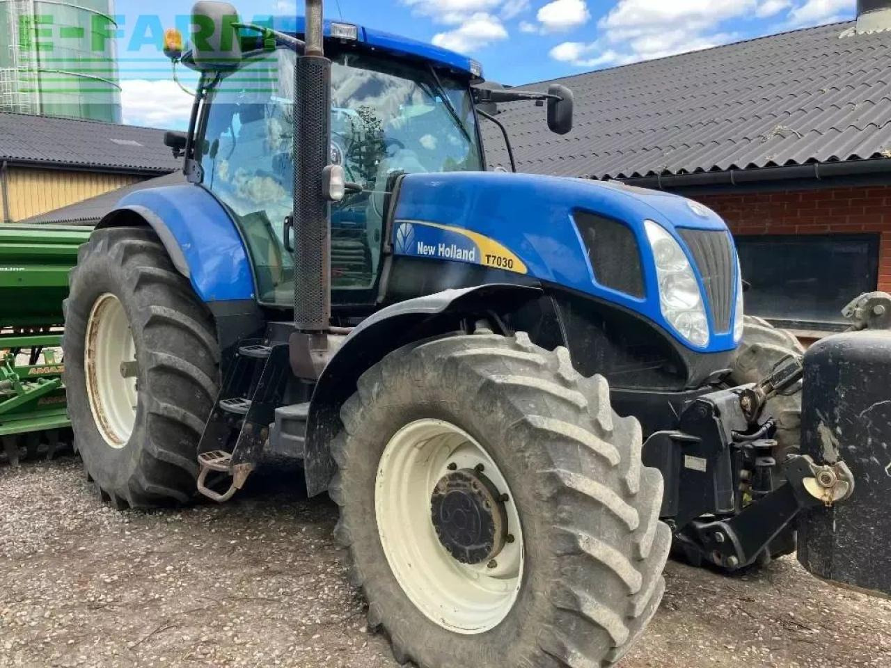 New Holland t 7030 pc PC - Traktor: obrázek 2 New Holland t 7030 pc PC - Traktor: obrázek 2