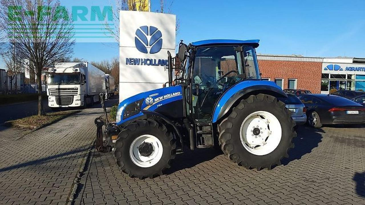 New Holland t4.55 powerstar Powerstar - Traktor: obrázek 1 New Holland t4.55 powerstar Powerstar - Traktor: obrázek 1