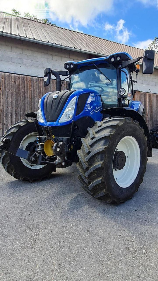 New Holland t5.120 dynamic command (stage v) - Traktor: obrázek 4 New Holland t5.120 dynamic command (stage v) - Traktor: obrázek 4