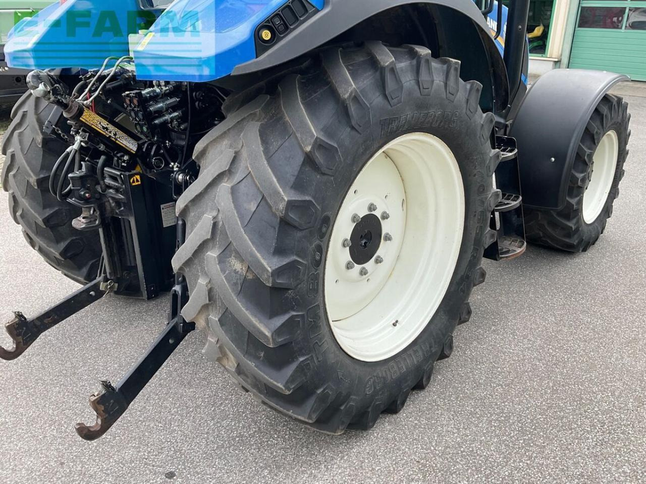 Traktor New Holland t5.120 ec EC: obrázek 15