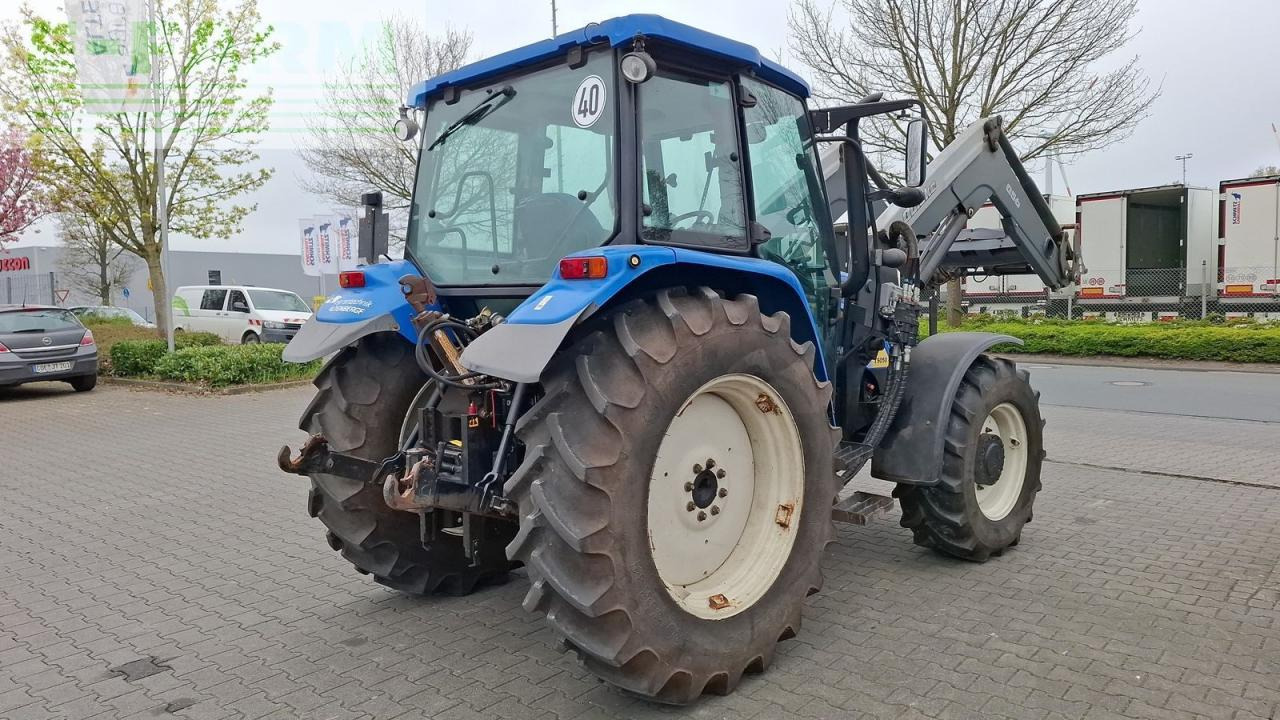 New Holland t5050 - Traktor: obrázek 5 New Holland t5050 - Traktor: obrázek 5