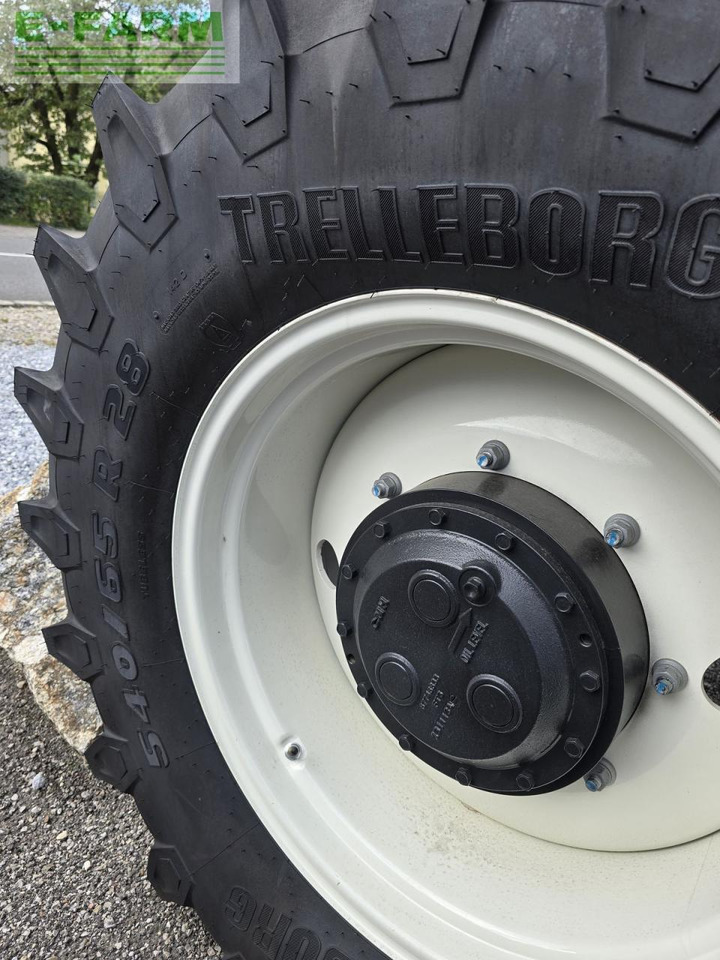 New Holland t6.155 dynamic command sidewinder ii (stage v) - Traktor: obrázek 4 New Holland t6.155 dynamic command sidewinder ii (stage v) - Traktor: obrázek 4