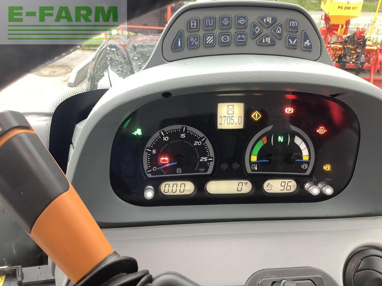 Traktor New Holland t6.165 dynamic command sidewinder ii: obrázek 6