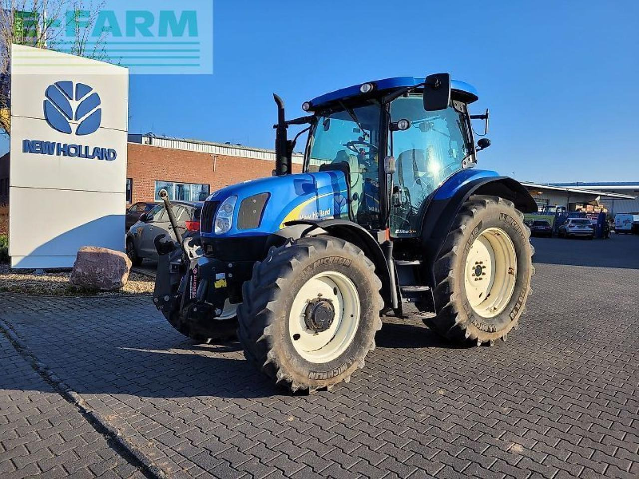 New Holland t6020 elite Elite - Traktor: obrázek 2 New Holland t6020 elite Elite - Traktor: obrázek 2