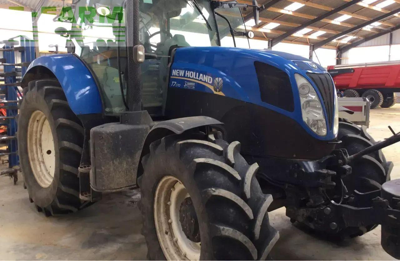 New Holland t7 170 - Traktor: obrázek 2 New Holland t7 170 - Traktor: obrázek 2