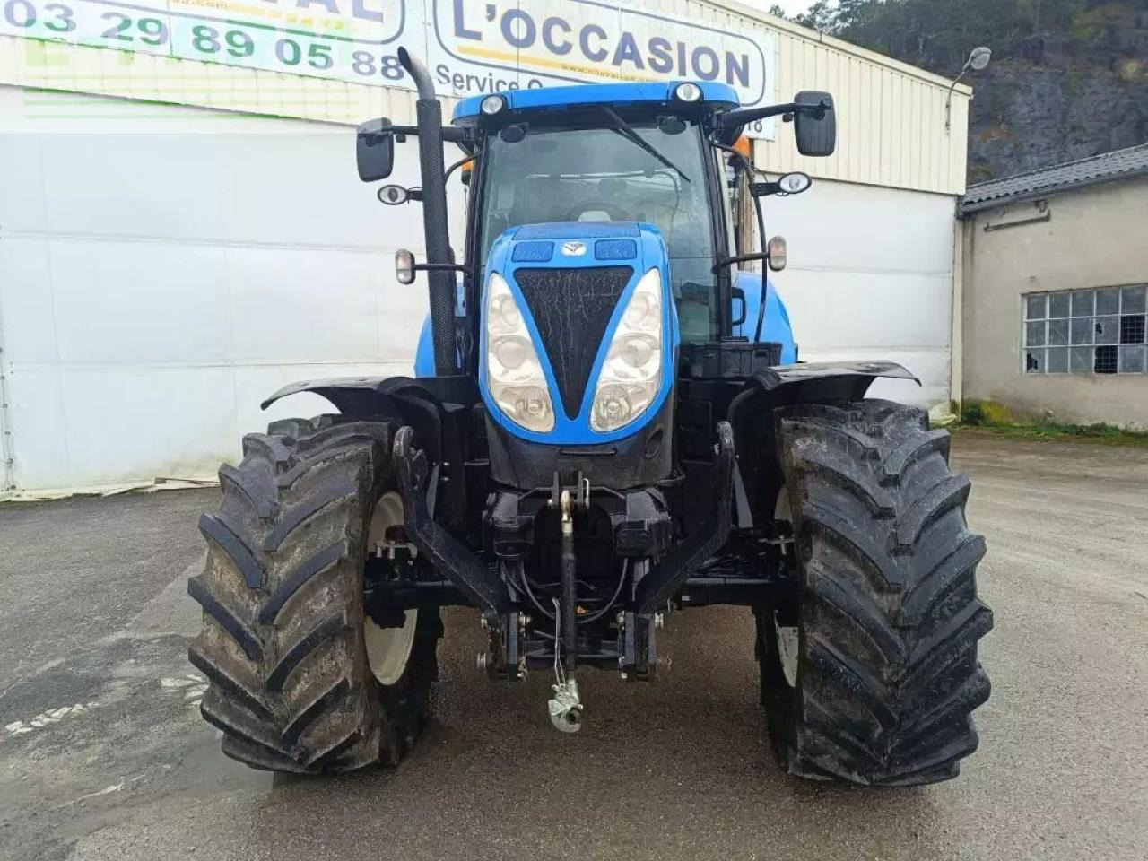 New Holland t7.185 - Traktor: obrázek 4 New Holland t7.185 - Traktor: obrázek 4