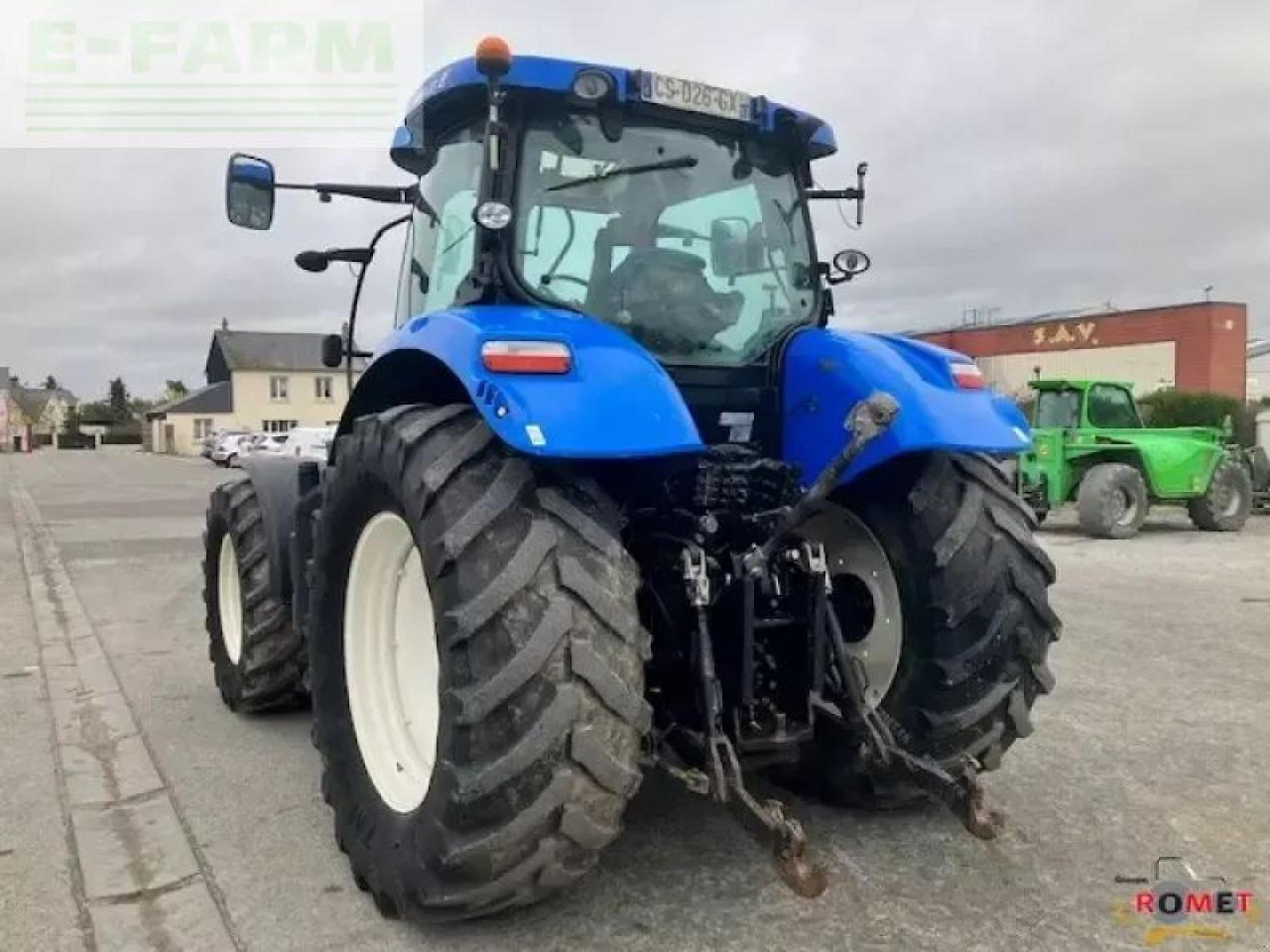 New Holland t7.200 autocomma - Traktor: obrázek 4 New Holland t7.200 autocomma - Traktor: obrázek 4