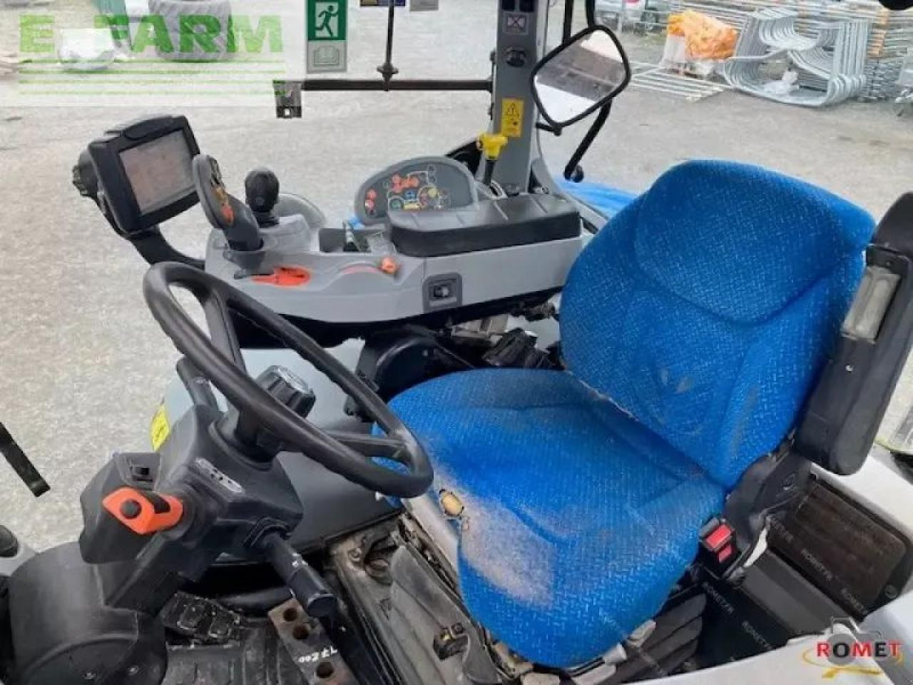 New Holland t7.200 autocomma - Traktor: obrázek 5 New Holland t7.200 autocomma - Traktor: obrázek 5