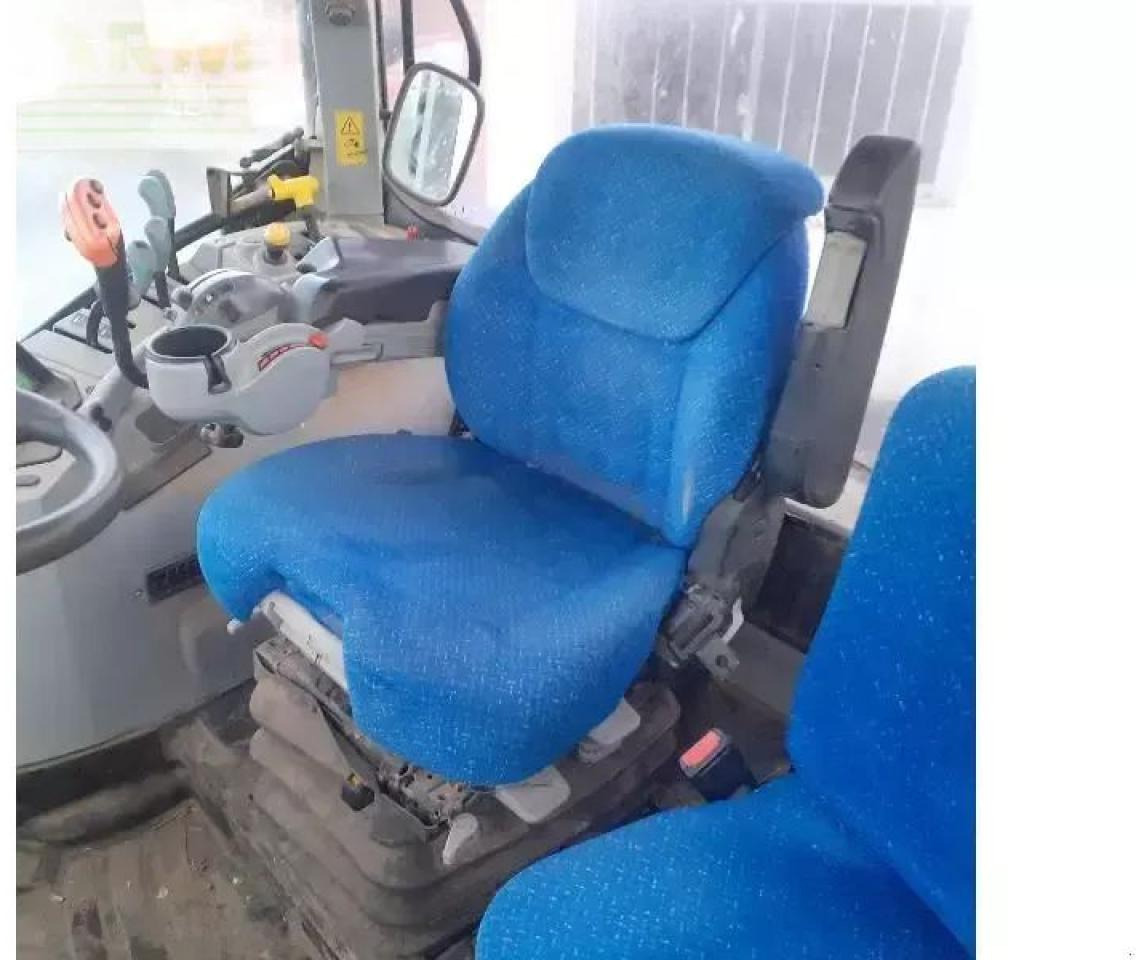New Holland t7.200 r c clas. - Traktor: obrázek 5 New Holland t7.200 r c clas. - Traktor: obrázek 5