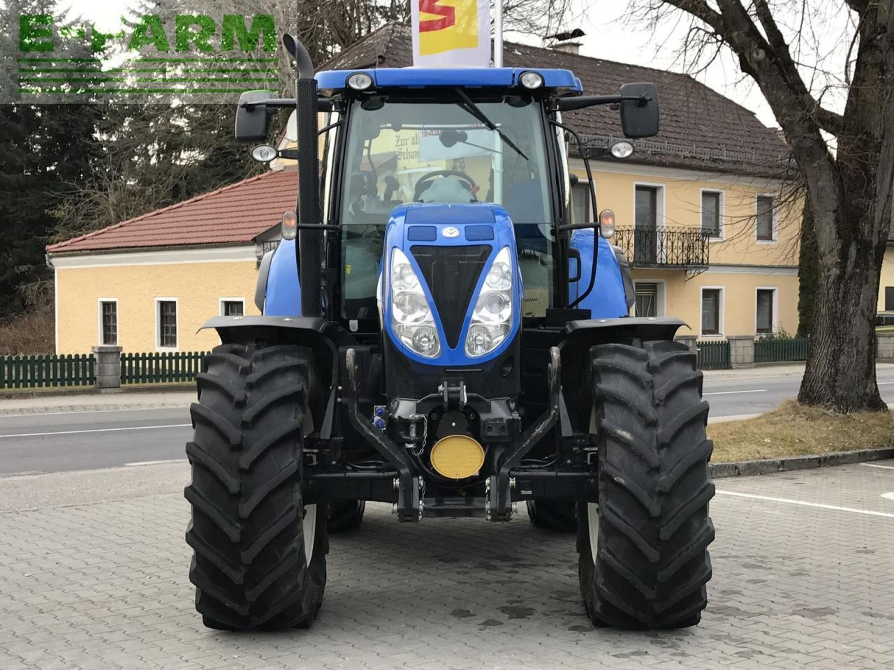 New Holland t7.200 range command - Traktor: obrázek 3 New Holland t7.200 range command - Traktor: obrázek 3