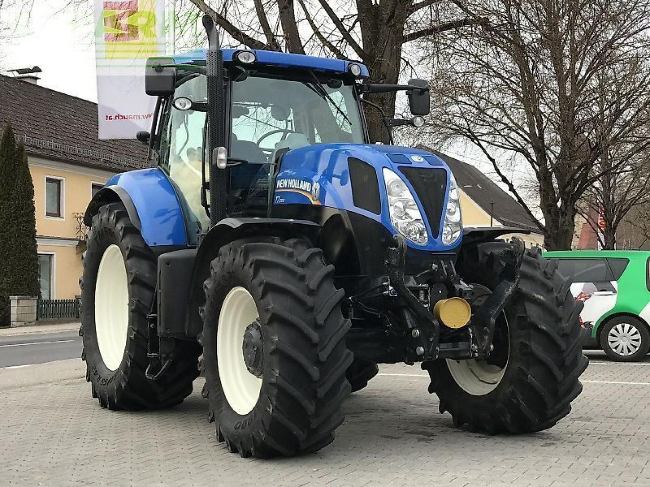 New Holland t7.200 range command - Traktor: obrázek 2 New Holland t7.200 range command - Traktor: obrázek 2