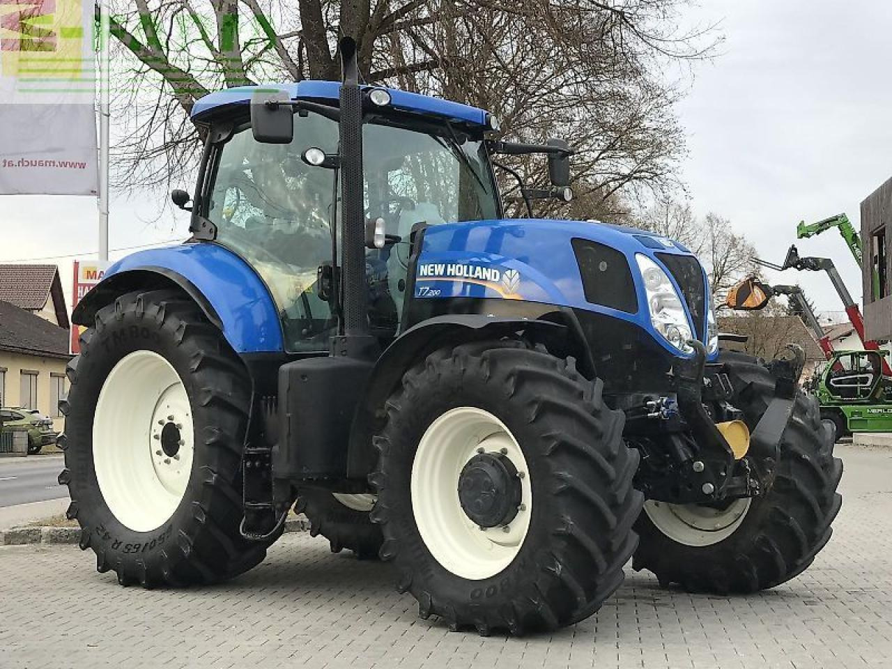 New Holland t7.200 range command - Traktor: obrázek 1 New Holland t7.200 range command - Traktor: obrázek 1