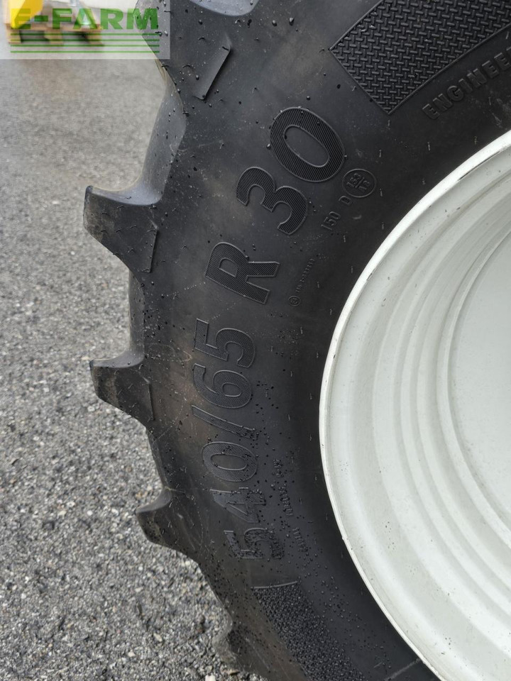 New Holland t7.210 auto command sidewinder ii (stage v) - Traktor: obrázek 3 New Holland t7.210 auto command sidewinder ii (stage v) - Traktor: obrázek 3