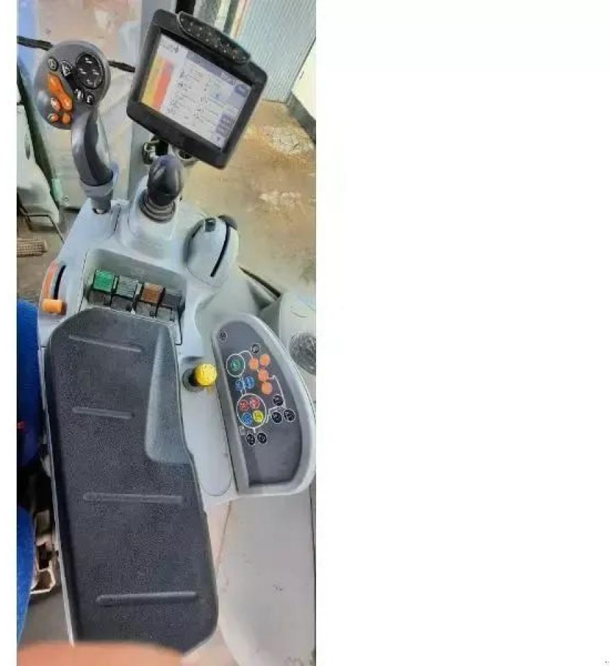 New Holland t7-210pc-sw - Traktor: obrázek 5 New Holland t7-210pc-sw - Traktor: obrázek 5