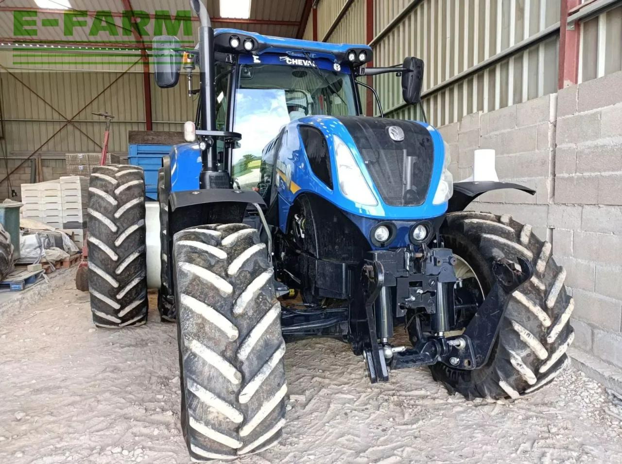 New Holland t7.230 - Traktor: obrázek 1 New Holland t7.230 - Traktor: obrázek 1