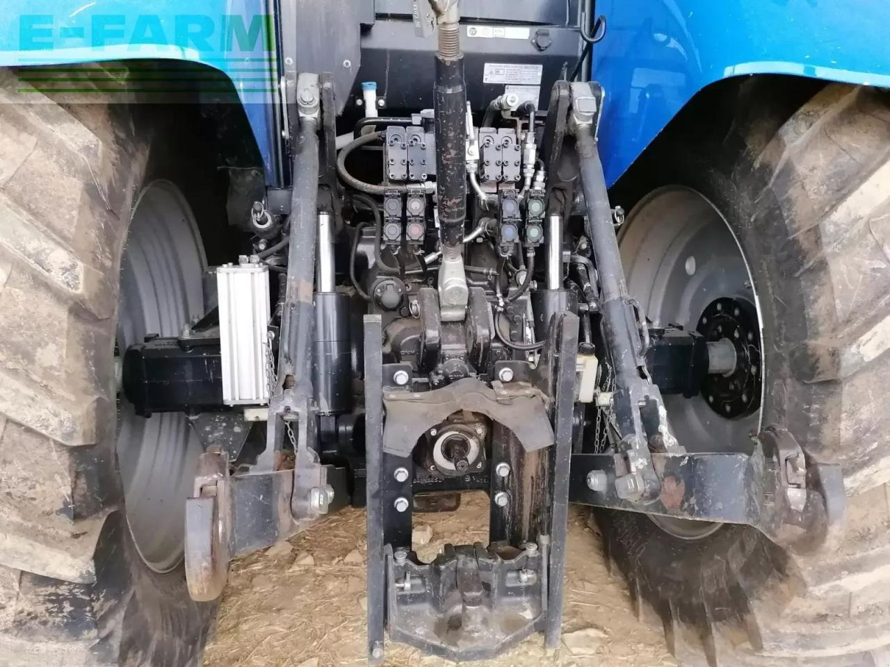 New Holland t7 230 ac - Traktor: obrázek 3 New Holland t7 230 ac - Traktor: obrázek 3
