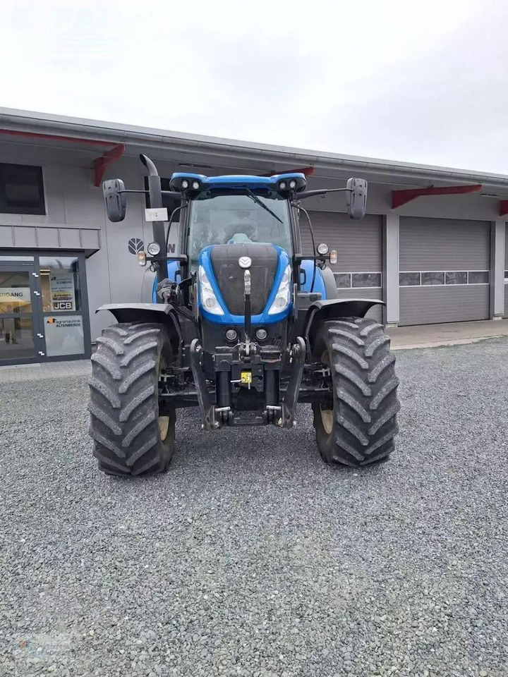New Holland t7.230 ac - Traktor: obrázek 3 New Holland t7.230 ac - Traktor: obrázek 3