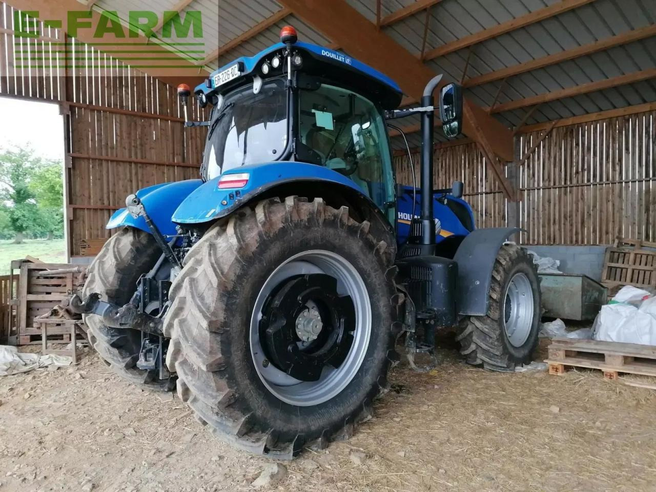 New Holland t7 230 ac - Traktor: obrázek 2 New Holland t7 230 ac - Traktor: obrázek 2