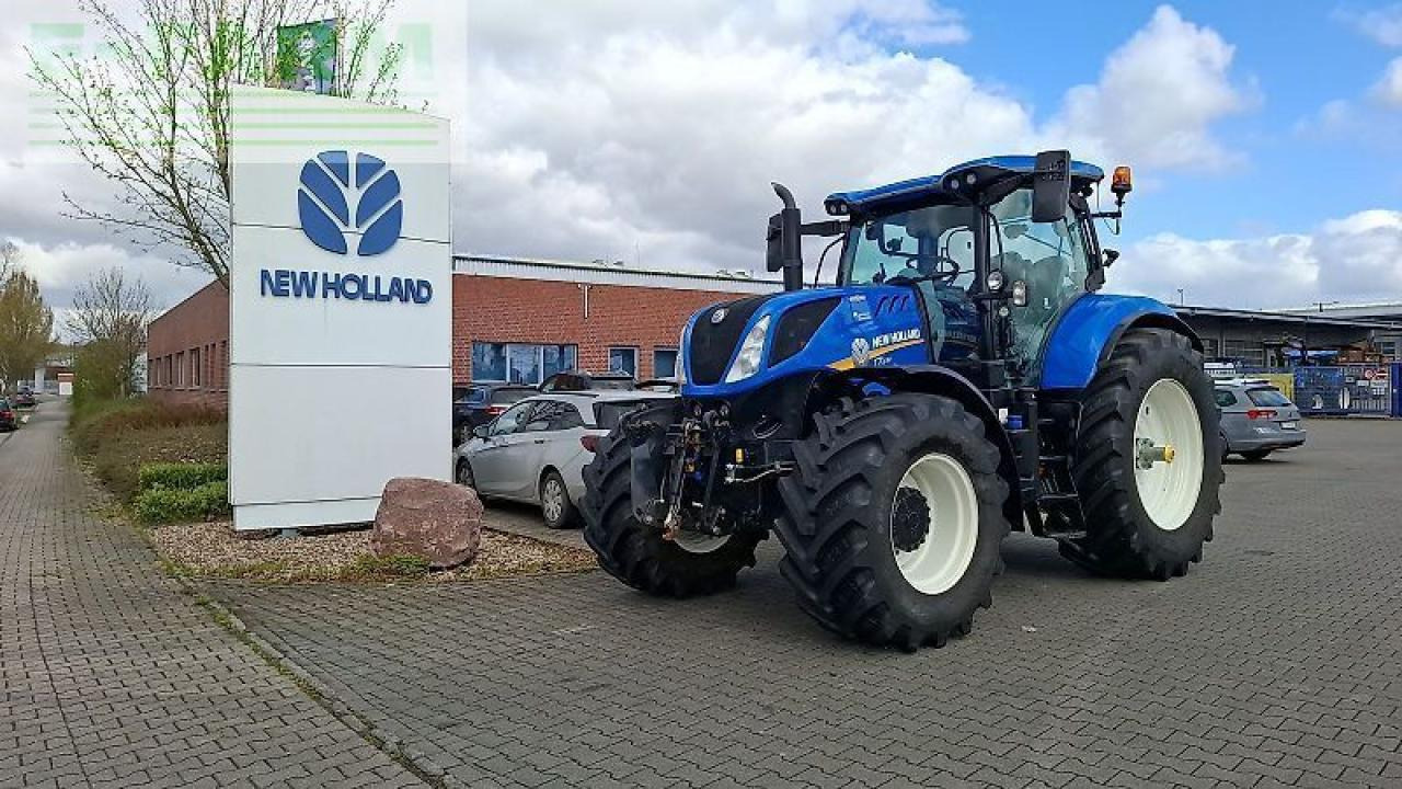 New Holland t7.230 ac - Traktor: obrázek 2 New Holland t7.230 ac - Traktor: obrázek 2