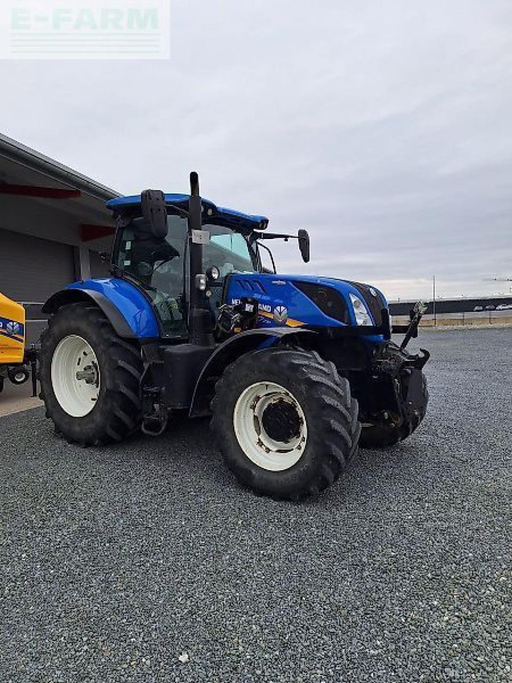 New Holland t7.230 ac - Traktor: obrázek 2 New Holland t7.230 ac - Traktor: obrázek 2