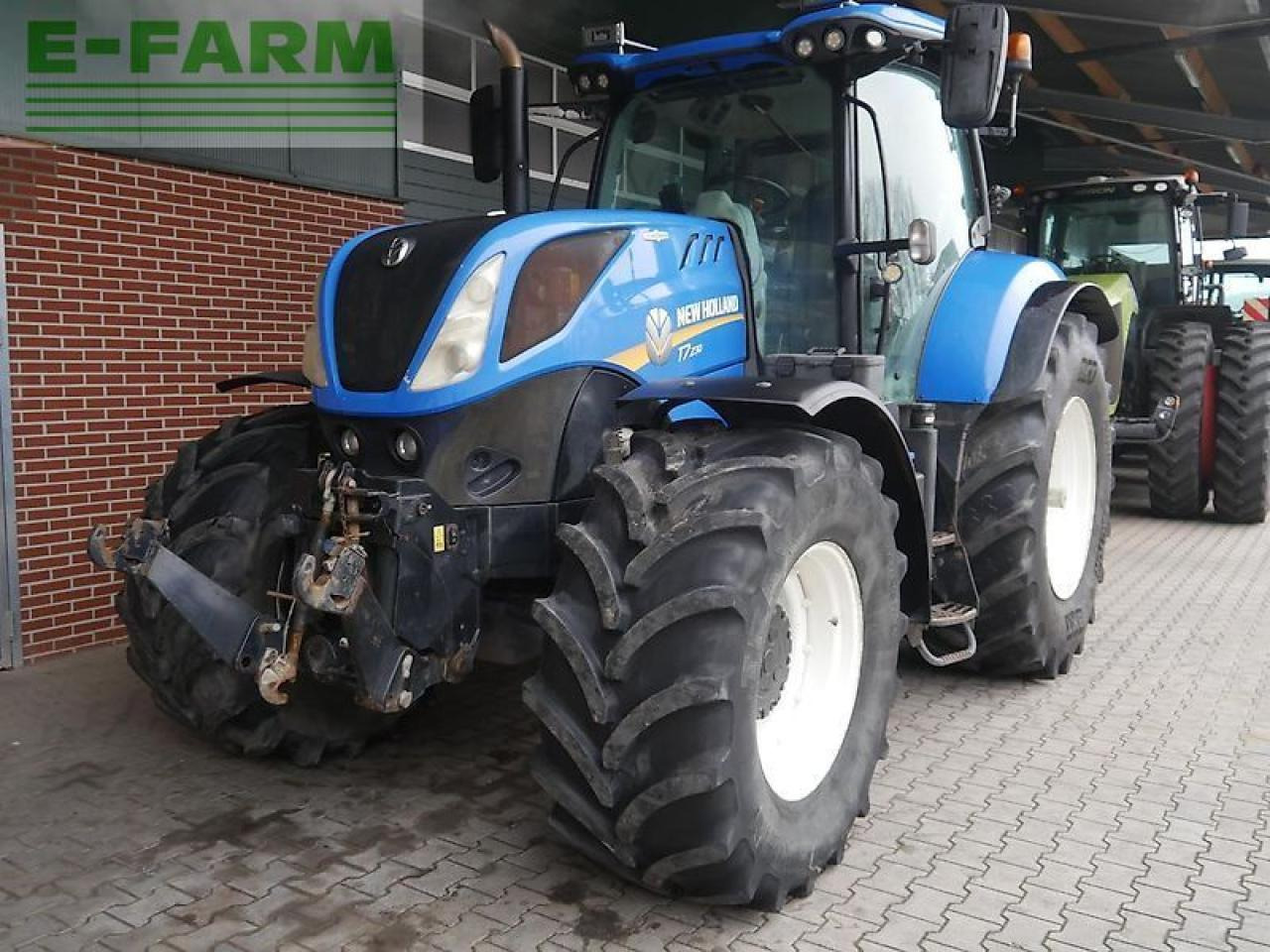 New Holland t7.230 autocommand - Traktor: obrázek 3 New Holland t7.230 autocommand - Traktor: obrázek 3