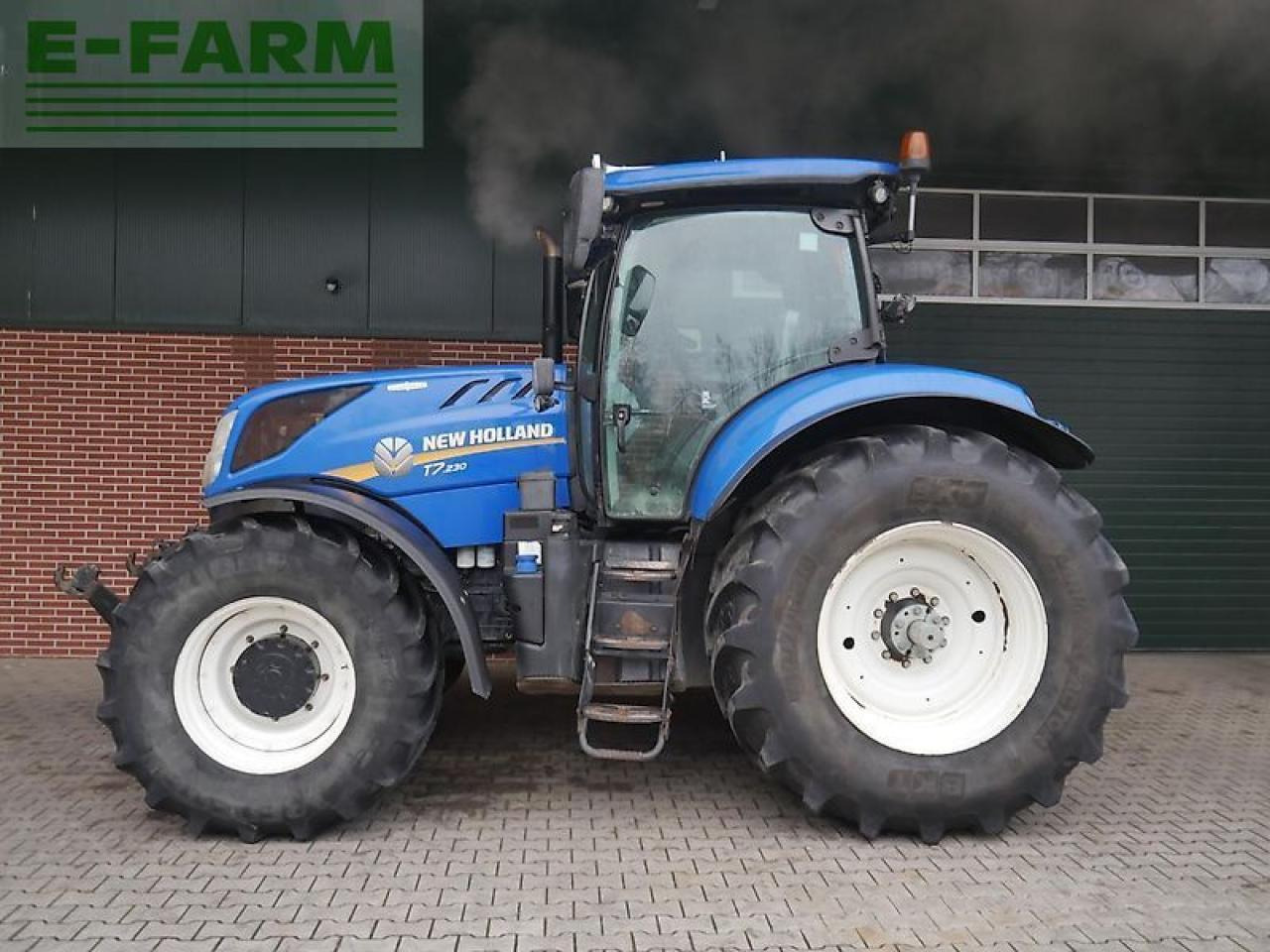 New Holland t7.230 autocommand - Traktor: obrázek 5 New Holland t7.230 autocommand - Traktor: obrázek 5