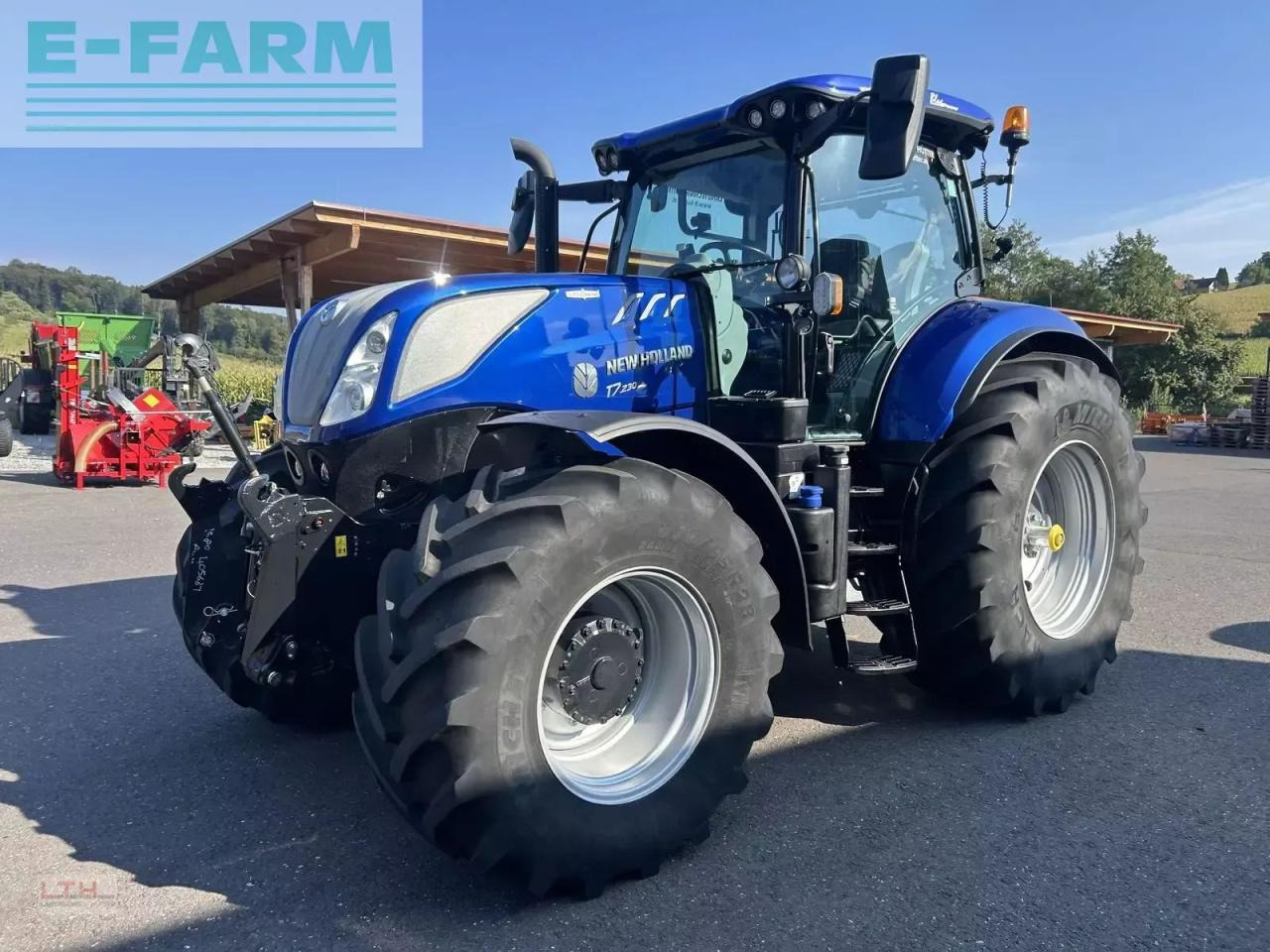 New Holland t7.230 plm auto command - Traktor: obrázek 1 New Holland t7.230 plm auto command - Traktor: obrázek 1