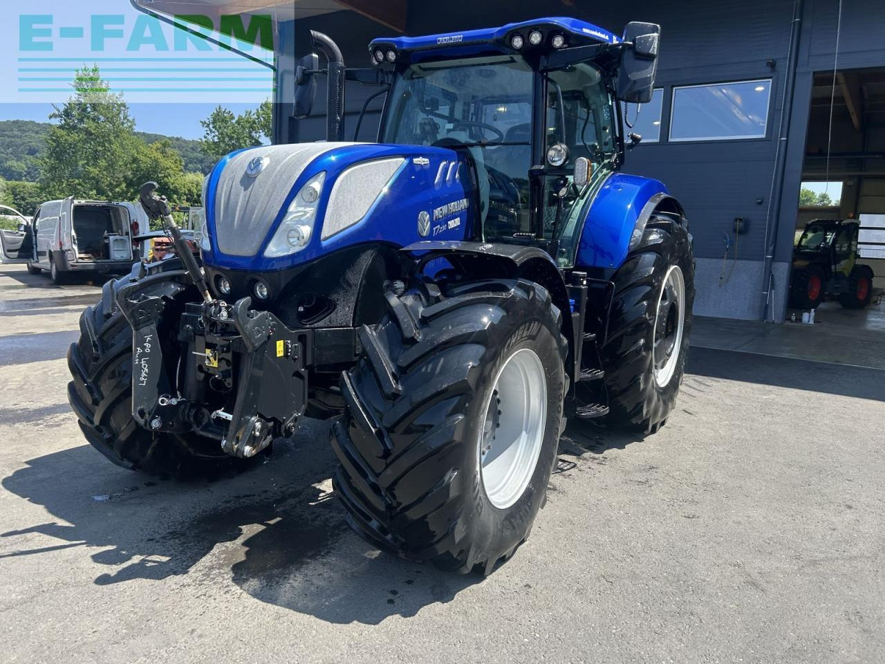 New Holland t7.230 plm auto command - Traktor: obrázek 2 New Holland t7.230 plm auto command - Traktor: obrázek 2