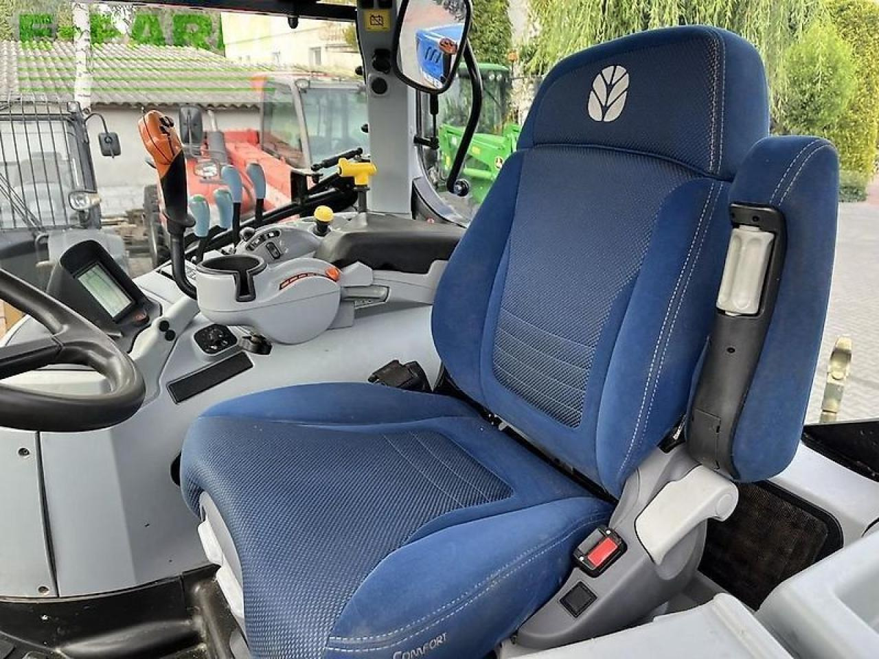 Traktor New Holland t7.230 power command: obrázek 11