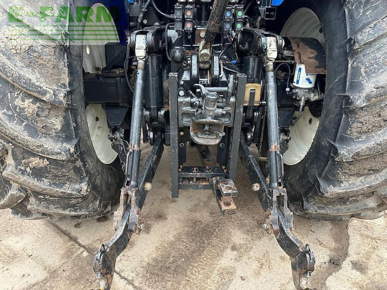 Traktor New Holland t7.270: obrázek 21