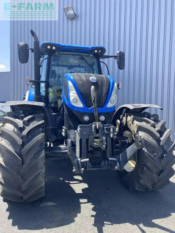 New Holland t7.270 auto command - Traktor: obrázek 4 New Holland t7.270 auto command - Traktor: obrázek 4